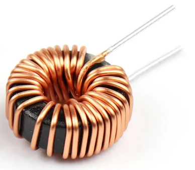 Induktivität 330uH 3.0A 95mR RM:10mm stehend bedrahtet